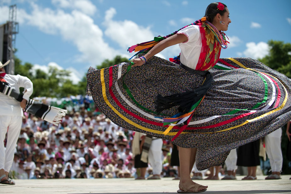 墨西哥盖拉盖查传统部落节日庆典